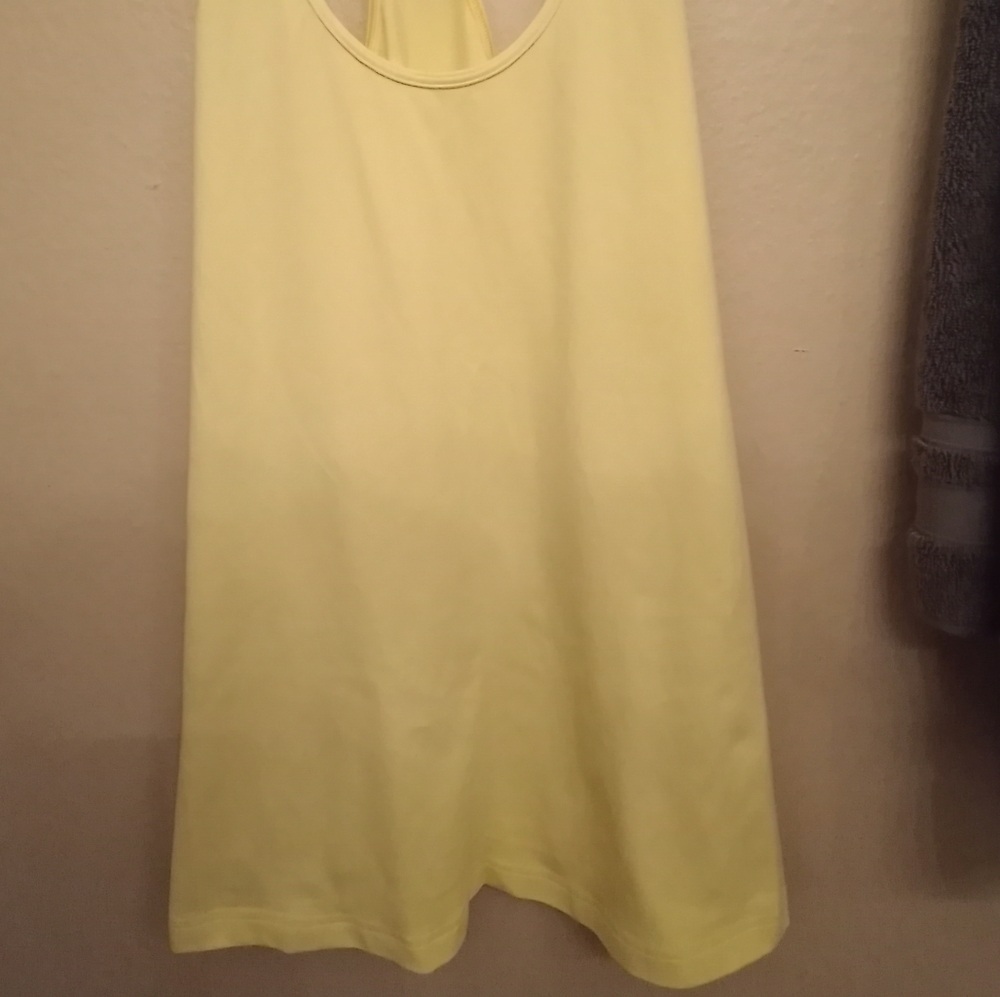 Lululemon Racerback Yellow - Picture 4 of 4